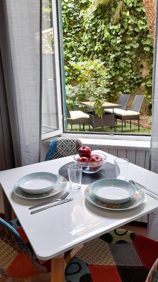 Apartamento La Casa Di Christina Imperia Exterior foto